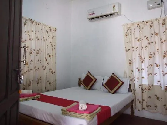 Homestay Leena Marari Beach House Alappuzha